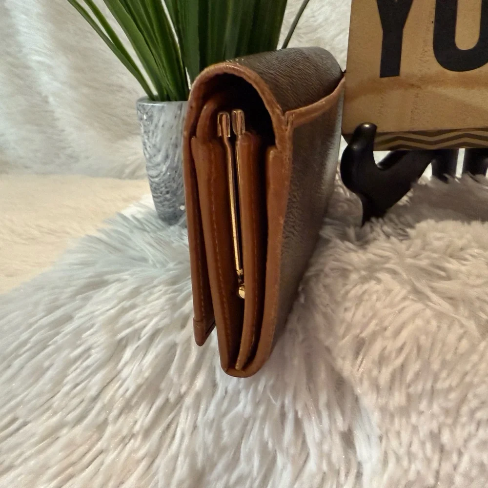 Authentic Celine Macadam Long Kiss Lock Wallet - Picture 9 of 16